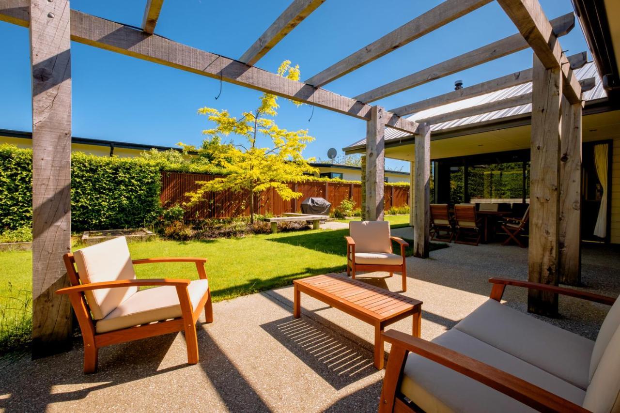 Roys Bay Lodge - Wanaka Holiday Home Exterior foto